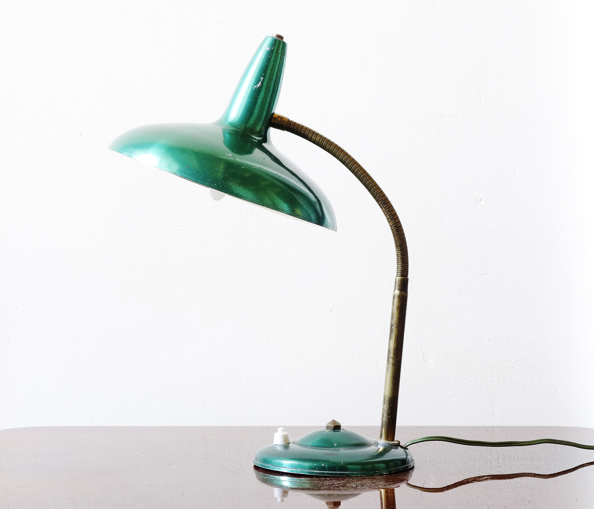 Ringlet Benodigdheden Necklet Uniek vintage design lamp in felgroene kleur | Unique vintage design lamp  in bright green color - Lasting Living